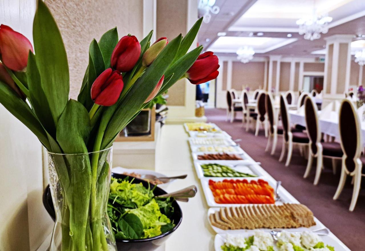 Hotel Prezydencki 4-Star Rzeszów Extérieur photo